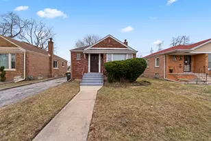 13904 S Tracy Ave, Riverdale, IL 60827 - Photo 2