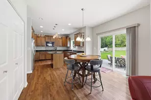3328 Chase Ln, Elgin, IL 60124 - Photo 12