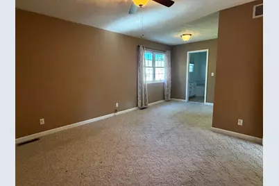 514 Country Club Road, Centralia, IL 62801 - Photo 10