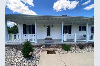 514 Country Club Road, Centralia, IL 62801 - Photo 2