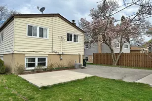 1243 S Mitchell Ave, Arlington Heights, IL 60005 - Photo 20
