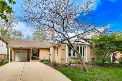 8922 Ewing Avenue, Evanston, IL 60203 - Photo 1