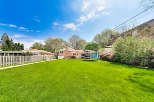 8922 Ewing Ave, Evanston, IL 60203 - Photo 28
