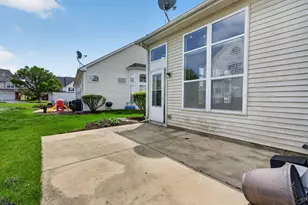 8035 Harrier Ave, Joliet, IL 60431 - Photo 34