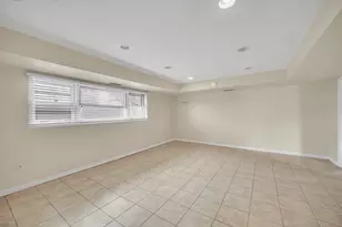 10 N Adams Dr, Addison, IL 60101 - Photo 12