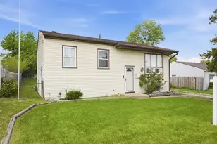 418 Hamrick Ave, Romeoville, IL 60446 - Photo 1