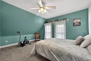 525 W Hurlbut Ave, Belvidere, IL 61008 - Photo 20
