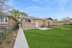 12621 S Wood St, Calumet Park, IL 60827 - Photo 20