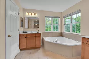 5791 Providence Dr, Hoffman Estates, IL 60192 - Photo 22