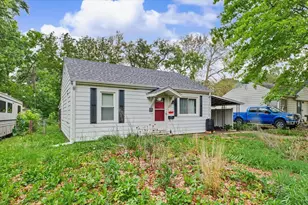 1116 W Columbia Ave, Champaign, IL 61821 - Photo 2
