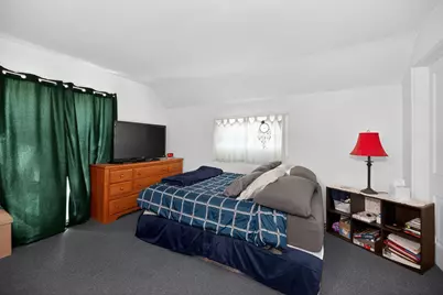220 E Lincoln Avenue, Belvidere, IL 61008 - Photo 12