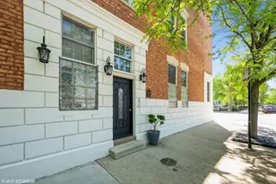 1001 N Paulina St, Chicago, IL 60622 - Photo 2