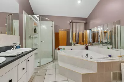3217 N Paris Avenue, Chicago, IL 60634 - Photo 10