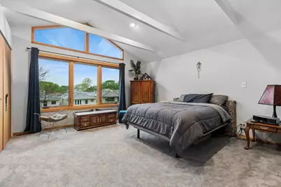 3217 N Paris Avenue, Chicago, IL 60634 - Photo 8