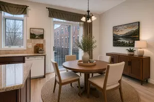 162 Festival Ct, Elgin, IL 60120 - Photo 10