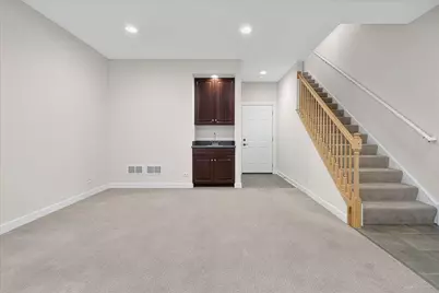 162 Festival Court, Elgin, IL 60120 - Photo 2