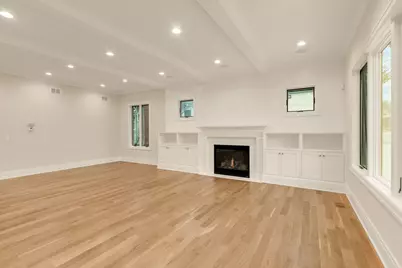 845 S Colfax Avenue, Elmhurst, IL 60126 - Photo 8