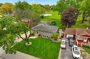 16806 Forest View Dr, Tinley Park, IL 60477 - Photo 2