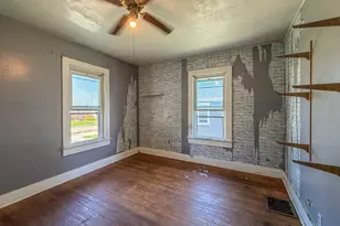 931 1st St, Charleston, IL 61920 - Photo 14