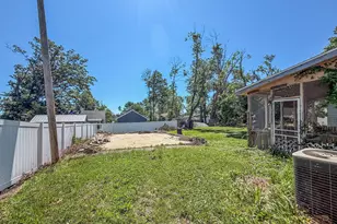 931 1st St, Charleston, IL 61920 - Photo 24