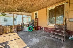 931 1st St, Charleston, IL 61920 - Photo 22