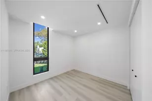 536 NW 48th St, Miami, FL 33127 - Photo 42