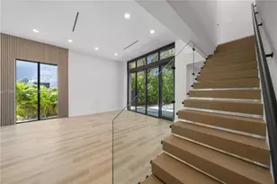 536 NW 48th St, Miami, FL 33127 - Photo 22