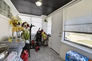 1922 S 18th Ave, Maywood, IL 60153 - Photo 20