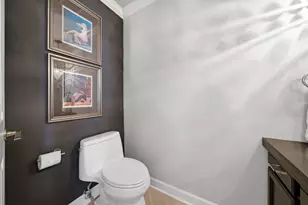 877 N Dovington Dr, Hoffman Estates, IL 60169 - Photo 22