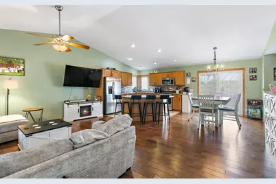 919 Spring Drive, Marengo, IL 60152 - Photo 2