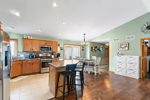 919 Spring Dr, Marengo, IL 60152 - Photo 6