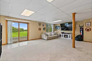 919 Spring Dr, Marengo, IL 60152 - Photo 18