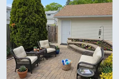 19 Wintergreen Court, Woodridge, IL 60517 - Photo 18