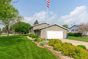 1047 E Market St, Hennepin, IL 61327 - Photo 4