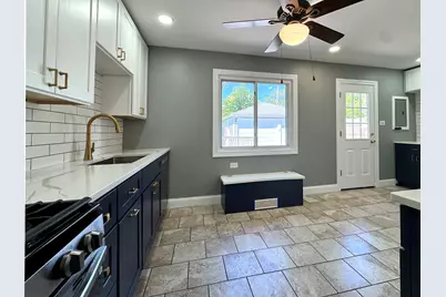 350 N 2nd Avenue, Villa Park, IL 60181 - Photo 6