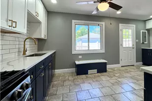 350 N 2nd Ave, Villa Park, IL 60181 - Photo 6