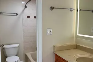 638 Lakeside Cir Dr, Wheeling, IL 60090 - Photo 12
