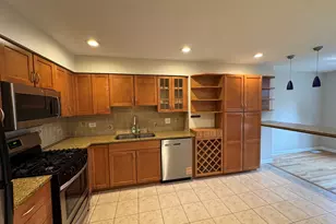 638 Lakeside Cir Dr, Wheeling, IL 60090 - Photo 4