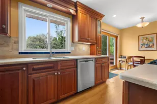 389 Poplar St, Crystal Lake, IL 60014 - Photo 4