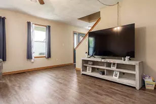 10945 Meadowsweet Ln, Roscoe, IL 61073 - Photo 6