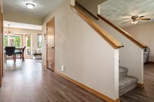 10945 Meadowsweet Ln, Roscoe, IL 61073 - Photo 4