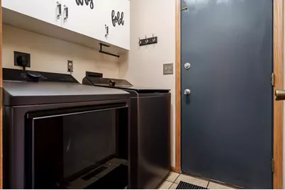 10945 Meadowsweet Lane, Roscoe, IL 61073 - Photo 22