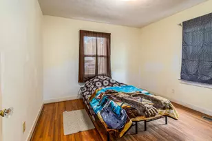318 S 3rd St, Marion, IL 62959 - Photo 8