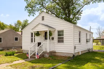 318 S 3rd Street, Marion, IL 62959 - Photo 2
