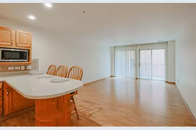 27 E Hattendorf Avenue #213, Roselle, IL 60172 - Photo 14