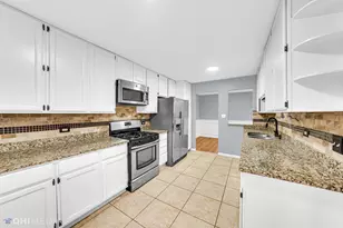 917 Knottingham Dr, Schaumburg, IL 60193 - Photo 18