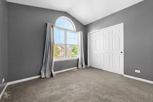 910 Great Plains Ave, Matteson, IL 60443 - Photo 10