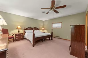 2501 N 4100 East Rd, Bellflower, IL 62174 - Photo 18