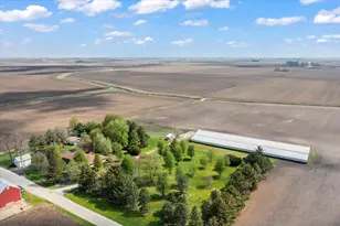 2501 N 4100 East Rd, Bellflower, IL 62174 - Photo 30