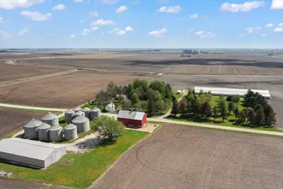 2501 N 4100 East Road, Bellflower, IL 62174 - Photo 28